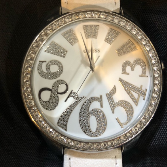 Guess Watch - Picture 2 of 7